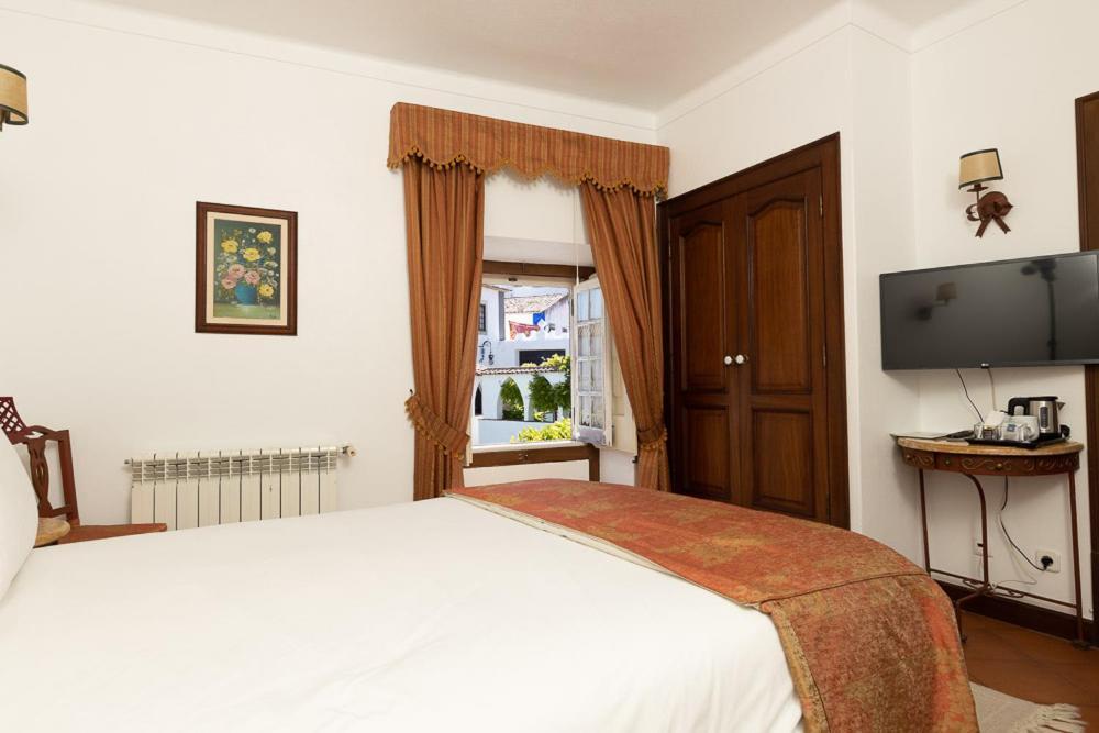 Casa De S. Thiago Do Castelo Hotell Óbidos Eksteriør bilde