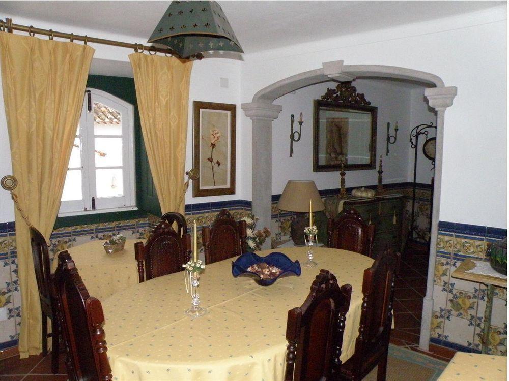 Casa De S. Thiago Do Castelo Hotell Óbidos Eksteriør bilde