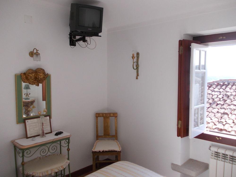 Casa De S. Thiago Do Castelo Hotell Óbidos Eksteriør bilde