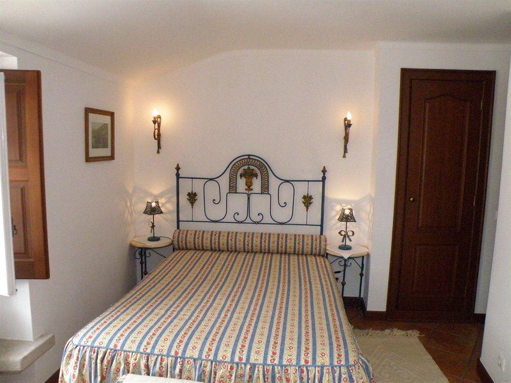 Casa De S. Thiago Do Castelo Hotell Óbidos Eksteriør bilde